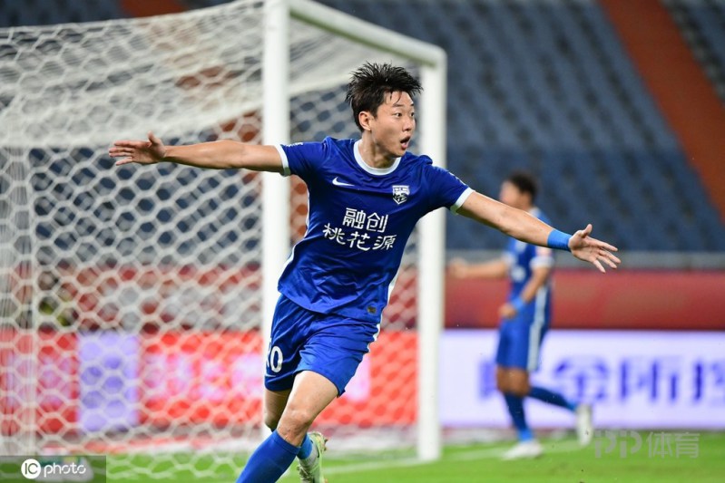 中超新霸主不期而至 还有谁能阻止三镇? 2 中超新领主突然降临